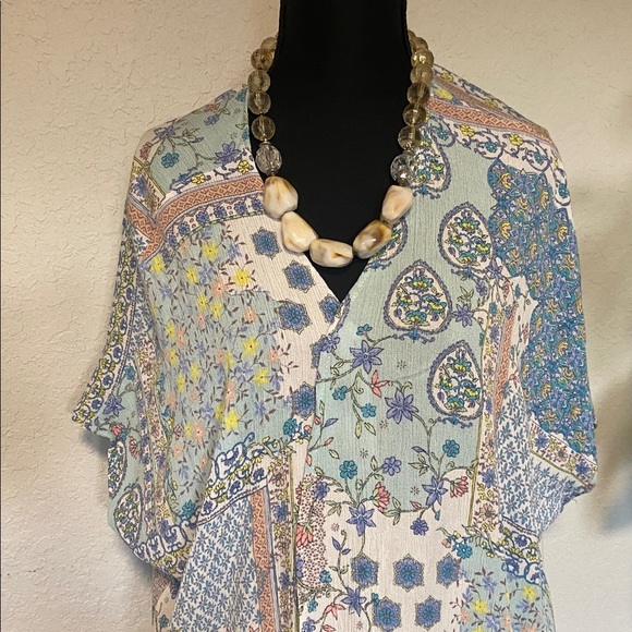 Boho Multicolor Floral Kimono, playful - Picture 3 of 5